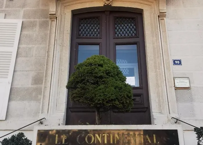 아파트 Duplex 4-5 Pers En Plein Centre, Classe 2 Etoiles 라루브불